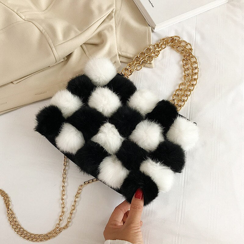 B&W FLUFFY BAG