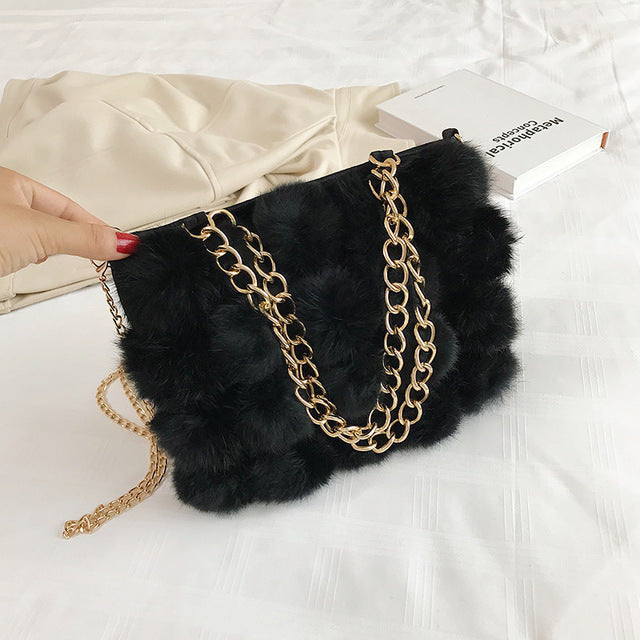 B&W FLUFFY BAG