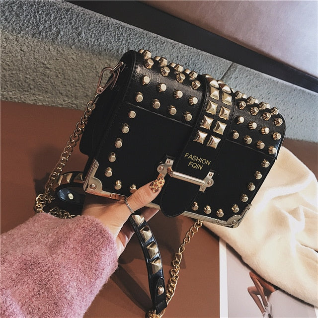 BLACK LEATHER GOLD DETAILED LUXURY BAG