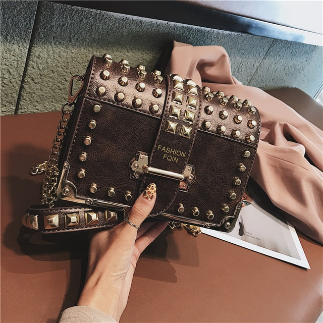 BLACK LEATHER GOLD DETAILED LUXURY BAG