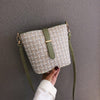 GREEN LEATHER DETAILED STRAW BAG