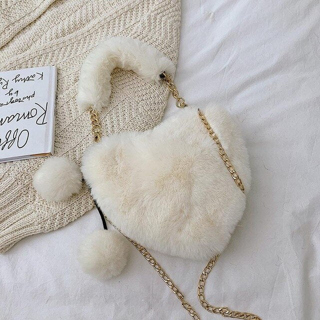 HEART SHAPED FLUFFY BAG