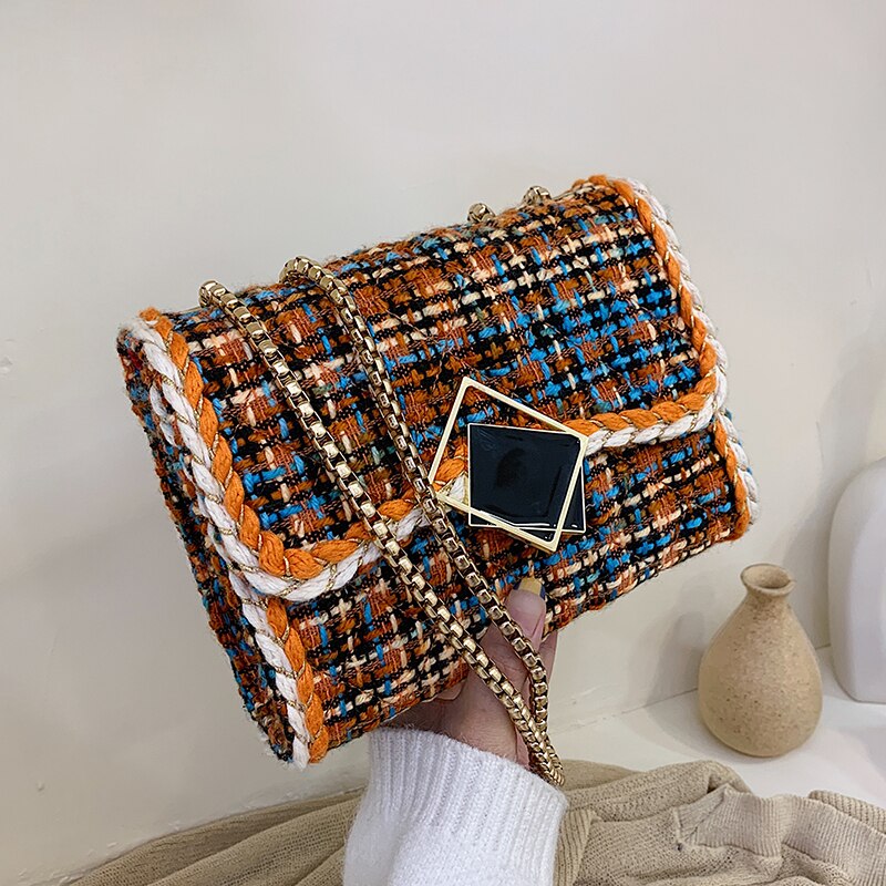 WOOLEN CROSSBODY BAG