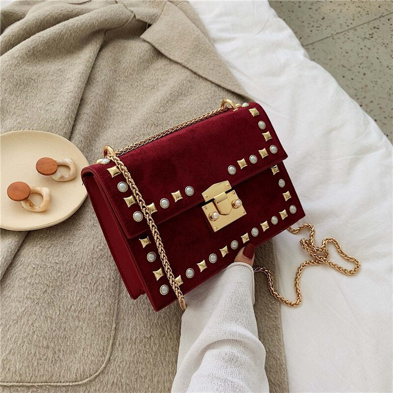 BUTTON DETAILED CHAIN HANDLE SHOULDER BAG