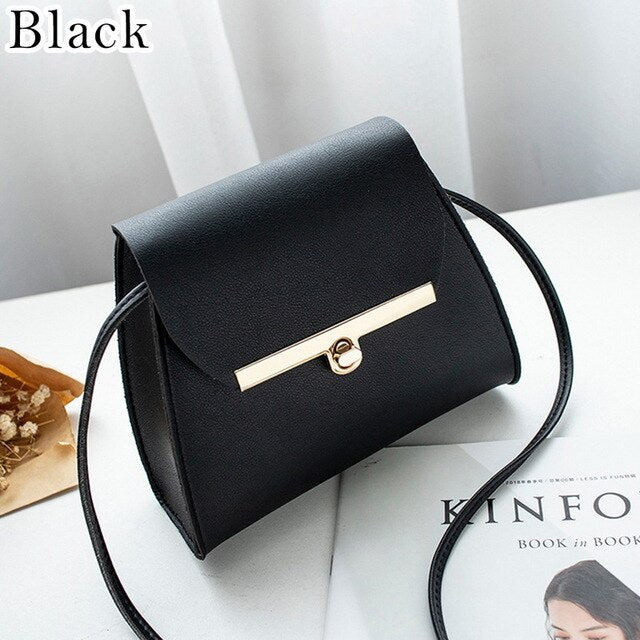B&W DETAILED LEATHER HANDBAG