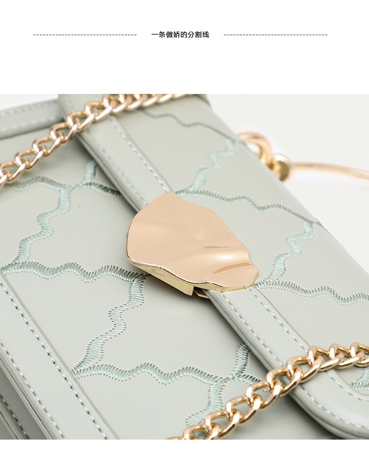 SQUARE SLING SHOULDER BAG