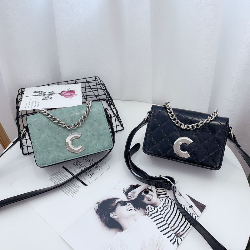 C LETTER SHOULDER BAG