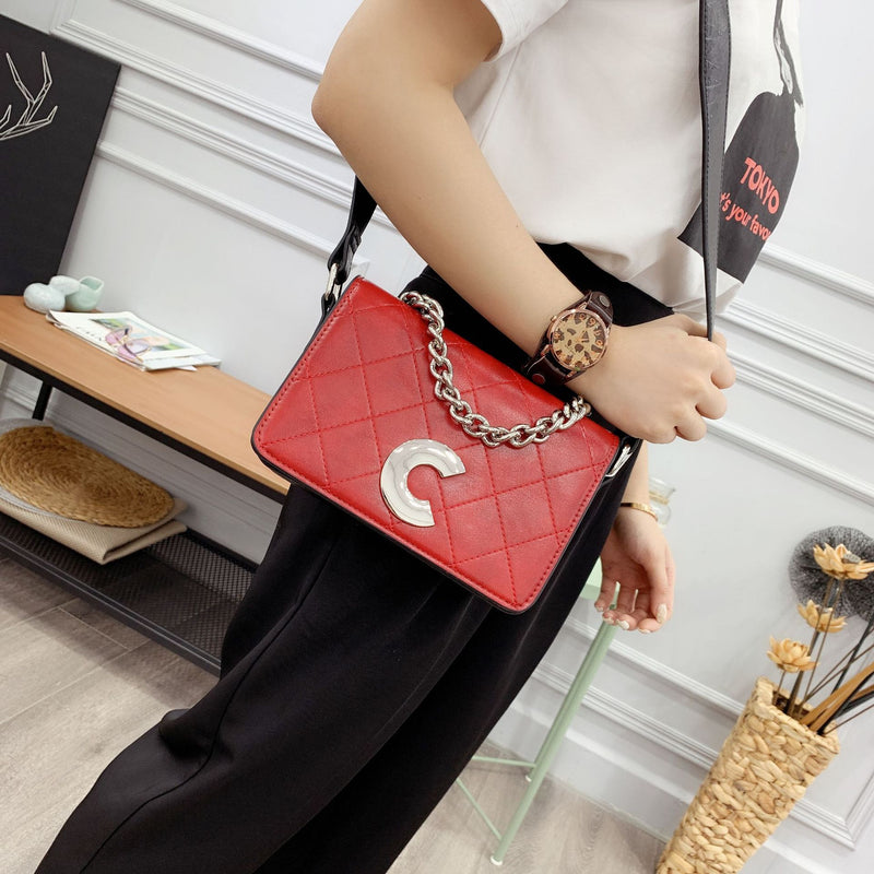 C LETTER SHOULDER BAG