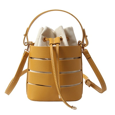 WHITE DRAWSTRING BUCKET BAG