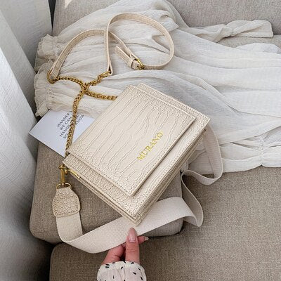 BURGUNDY STONE PATTERNED BAG