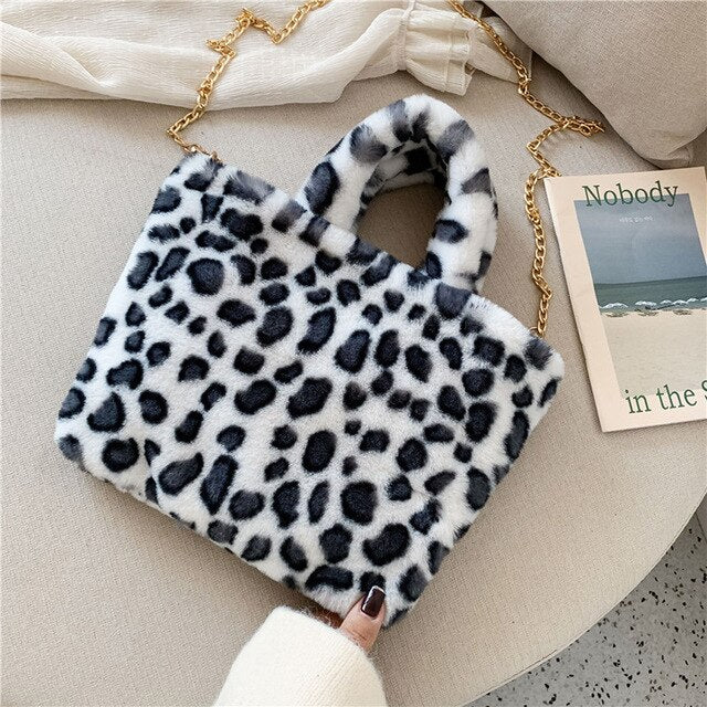 FLUFFY GREY LEOPARD PRINTED HANDBAG