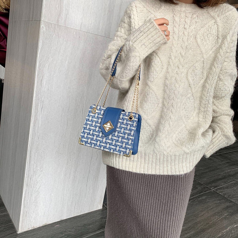 BLUE AND WHITE PLAID HANDBAG