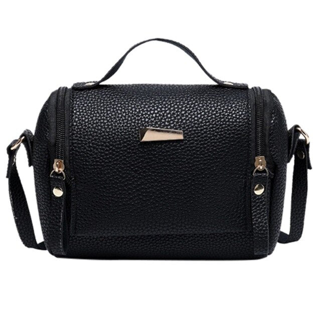 BLACK SHOULDER BAG