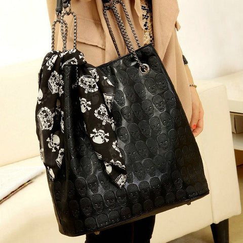 SHOPPING BAG STYLE HANDBAG