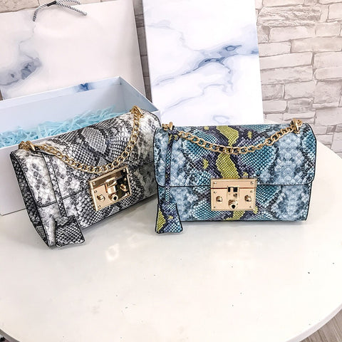 "PUP-SRISE" PRINTED SHOULDER BAG