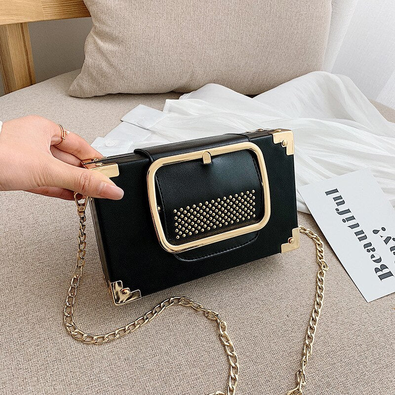 GOLD SQUARE DETAILED BLACK BAG