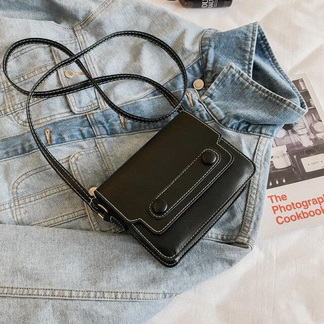 BEIGE AND BURGNDY MESSENGER BAG