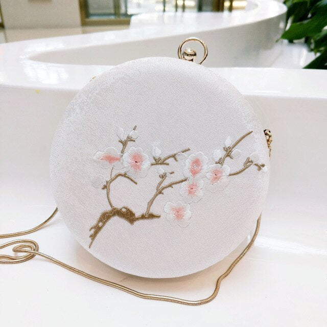 ELEGANT EMBROIDERED CIRCLE BAG