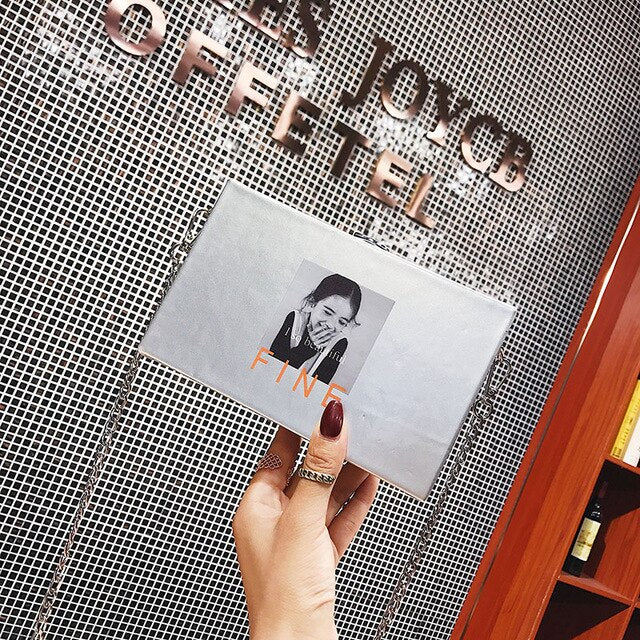 "WHO AM I?" PRINTED RED BOX BAG