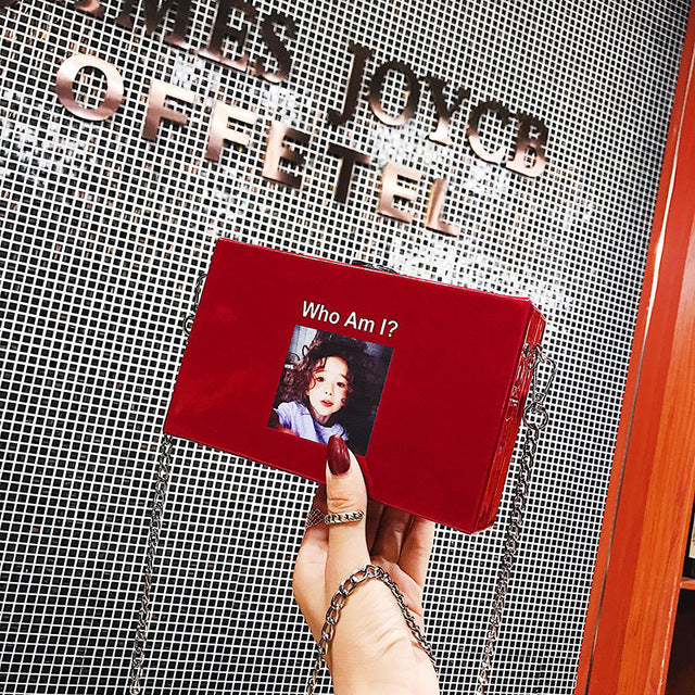 "WHO AM I?" PRINTED RED BOX BAG