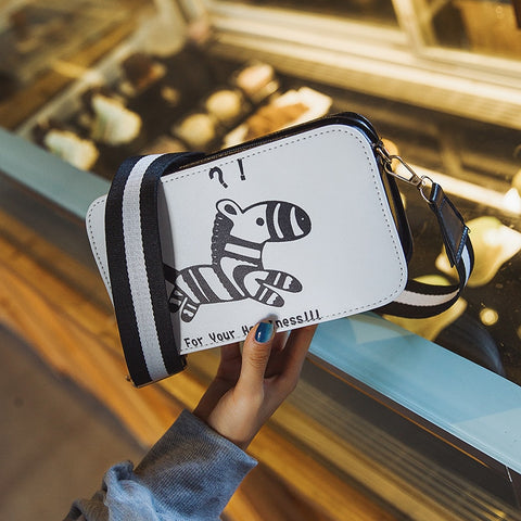 "PUP-SRISE" PRINTED SHOULDER BAG