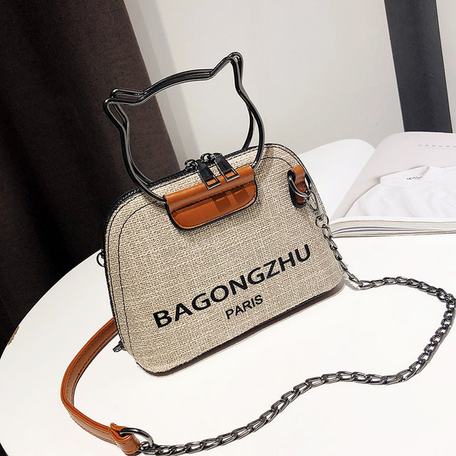 CAT SHAPED DETAIL HANDBAG
