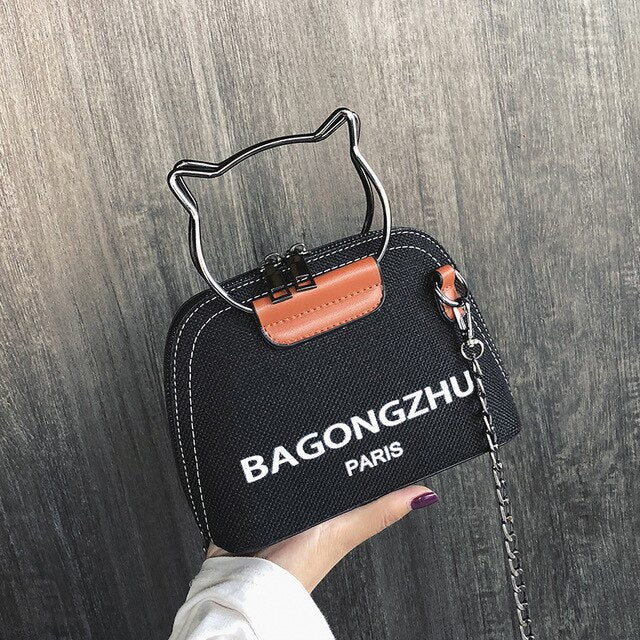 CAT SHAPED DETAIL HANDBAG