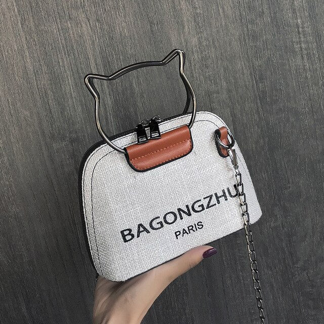 CAT SHAPED DETAIL HANDBAG